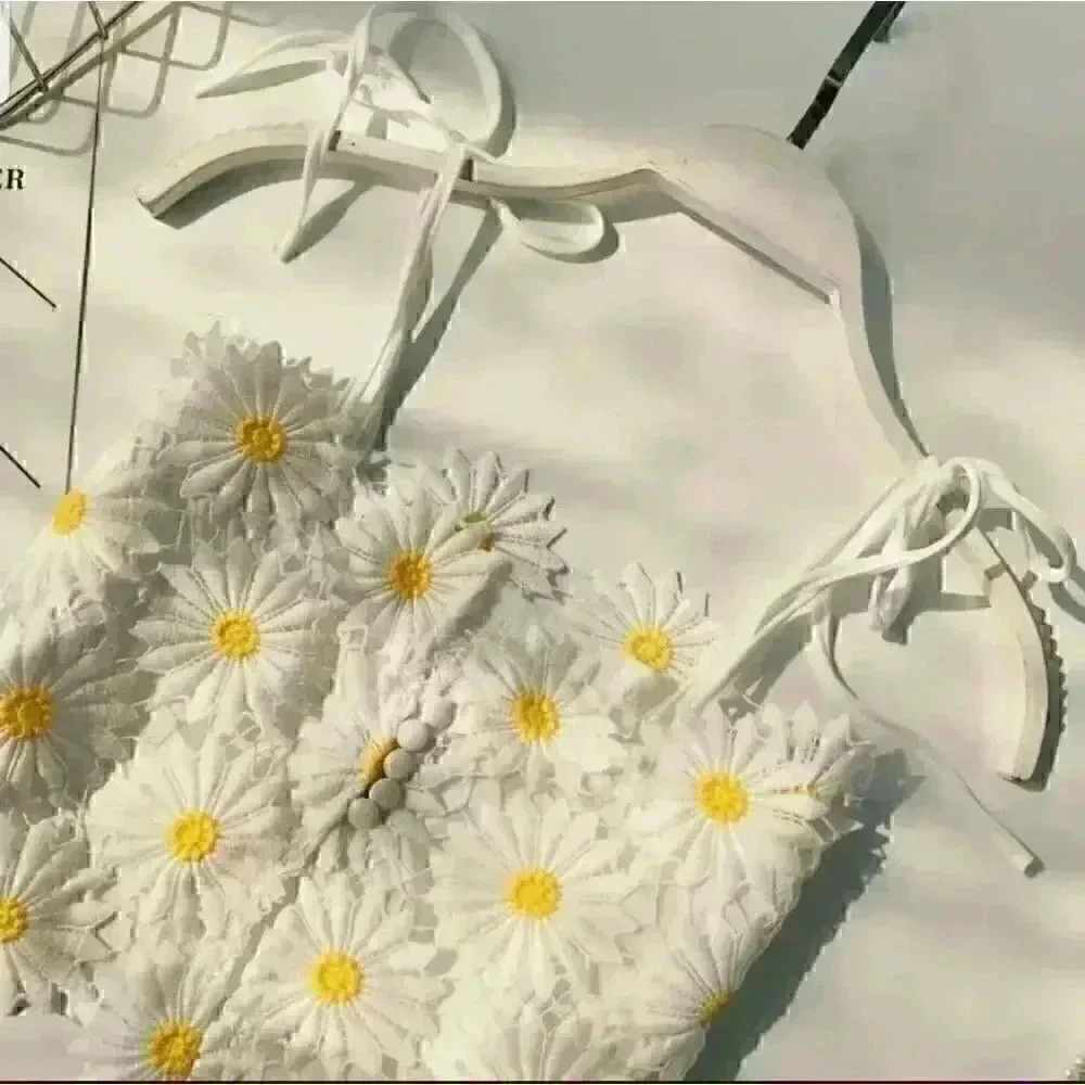 Beautiful Daisy Tank Top🌼 - Picture 8 of 15